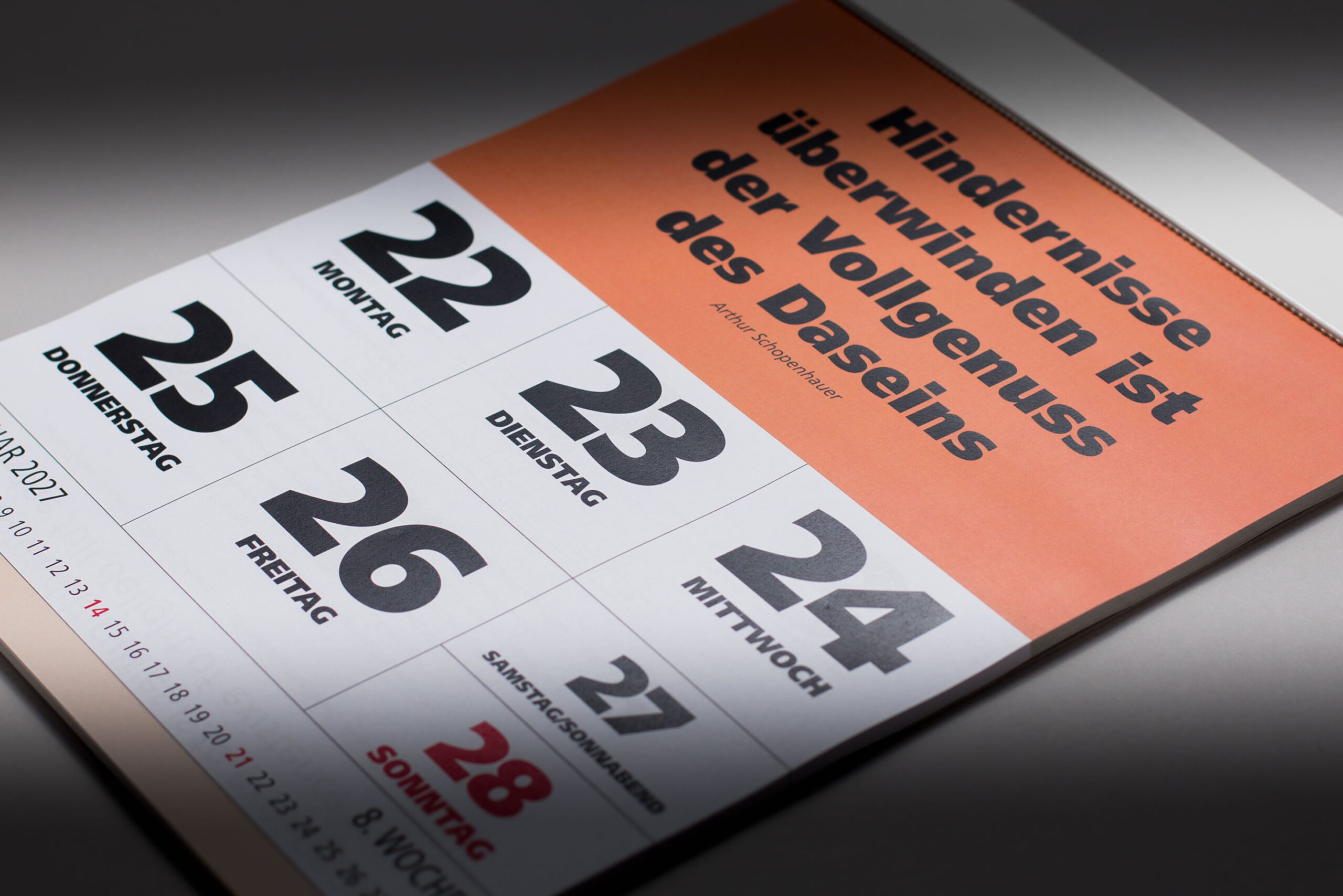 wochenzitatespruchkalender-impuls-kalender-2027-riesengross-27,5x39,5cm-liegend-rot_FW